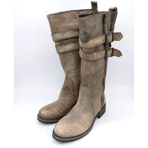 Matisse Grey Pebble Leather Distressed Boots